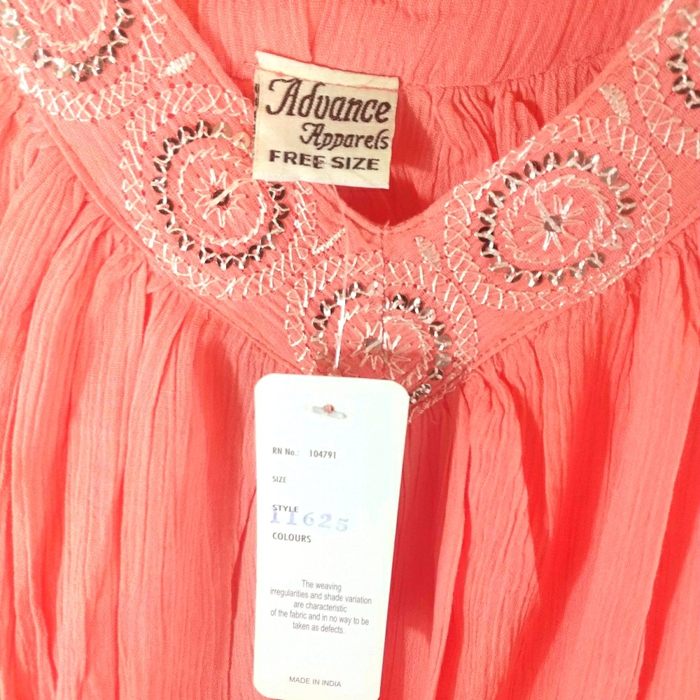 Sleeveless sequin neck blouse